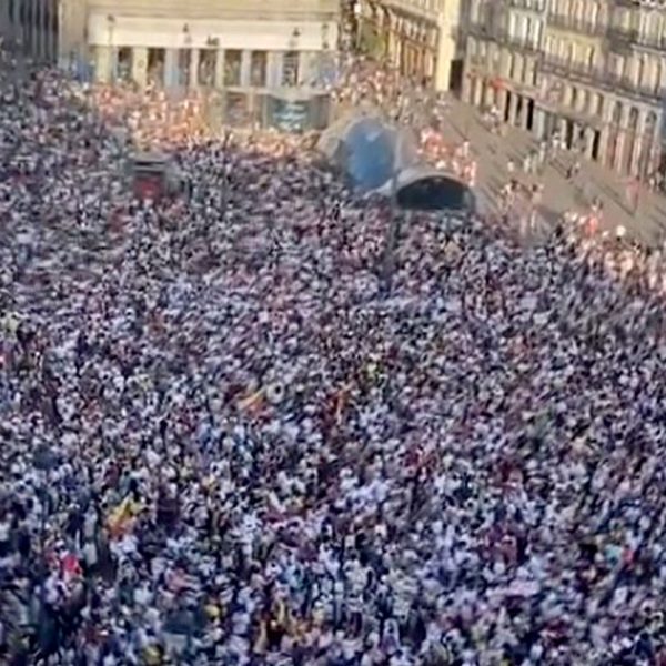 Miles de venezolanos se concentraron en Madrid exigiendo se publiquen las actas