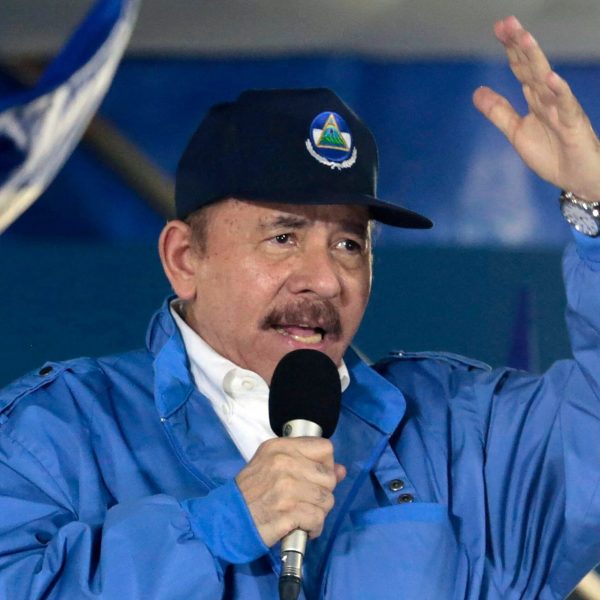 Dictadura paralela: Nicaragua ordena el cierre de 1500 ONG en un solo día