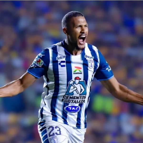 Salomón marcó y guió triunfo del Pachuca