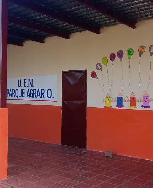 Unidad Educativa Nacional Parque Agrario avanza en su construcción