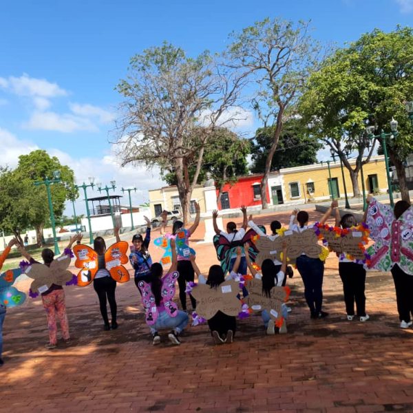 Mujeres de Ciudad Bolívar realizan actividad por la Lucha contra la Violencia Femenina