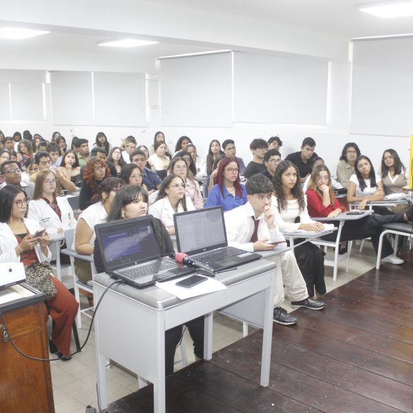 Realizado exitoso Simposio Abril: Mes Parasitológico 2025 en la Udo Bolívar