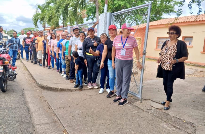 Piarenses participaron en la II Consulta Popular Nacional 2025