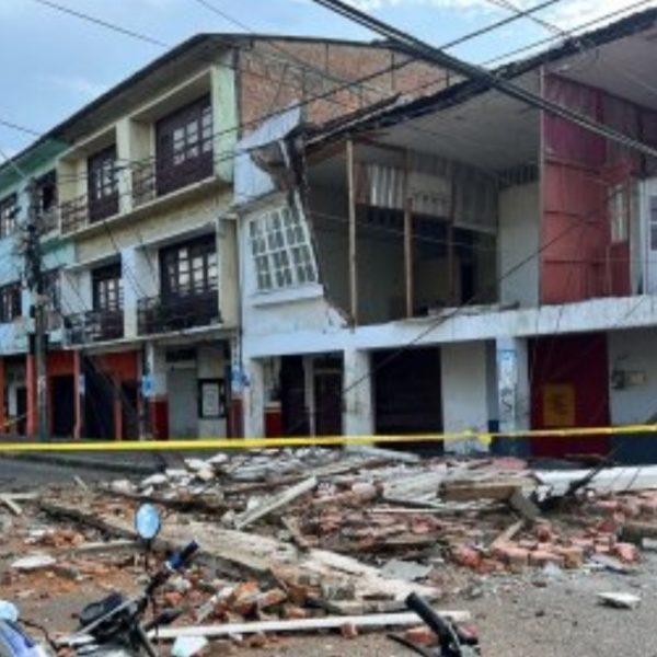 Sismo de magnitud 6,3 sacude Ecuador