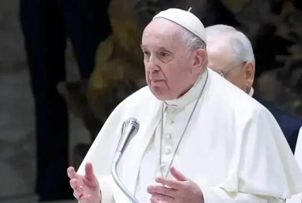 Muere el Papa Francisco a sus 88 años