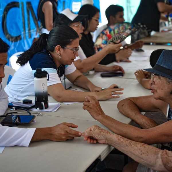 Tarde Azul Anzoategui