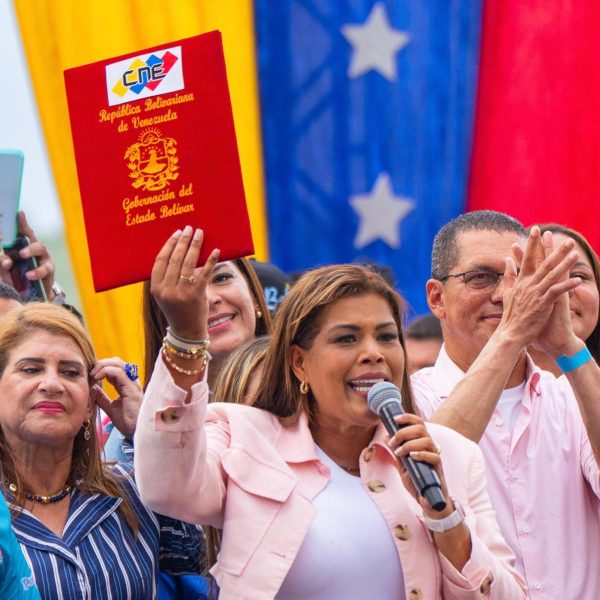 ‎Yulisbeth García proclamada y adjudicada como primera gobernadora del estado Bolívar