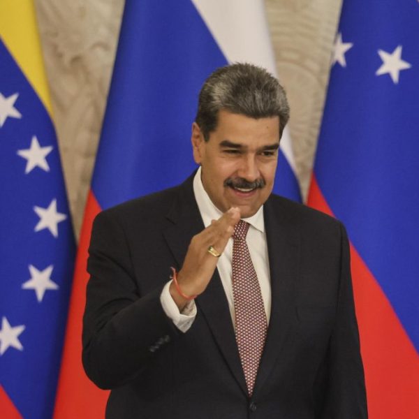 Maduro entregará a la nueva AN el proyecto de reforma constitucional