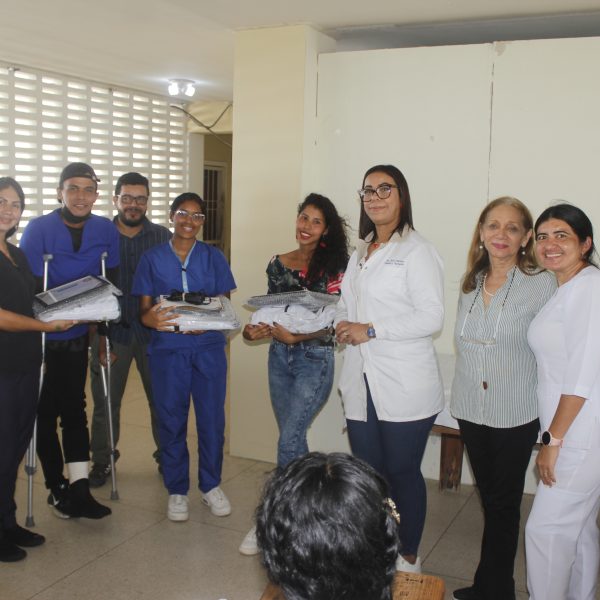 Future Nurses Acuna Asociación premió a estudiantes destacados de enfermería UDO Bolívar