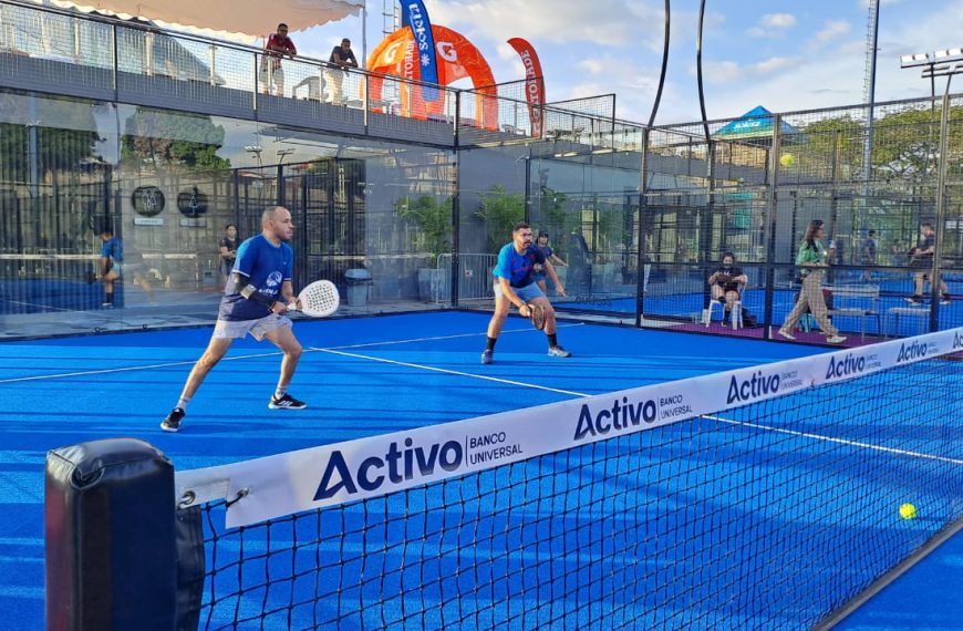 Más de 200 atletas dan inicio al torneo inaugural de Arenas Pádel Club