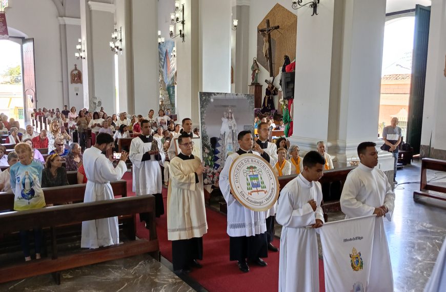 Seminario Mayor Jesús Buen Pastor conmemoró Trigésimo Aniversario con oración y gratitud