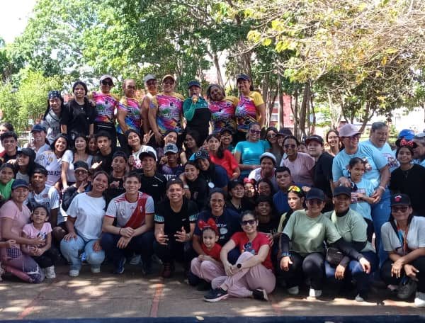 Caminata por la familia y los valores moviliza a Jesús Obrero