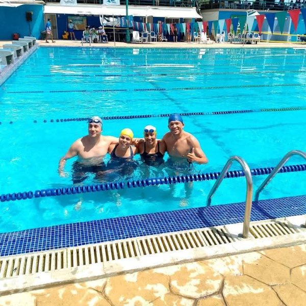 Club Máster Bolívar conquista III lugar en el Estadal de Natación Copa El Triunfo