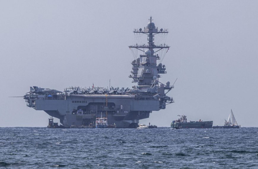 CBS News: Altos funcionarios presentaron a Trump opciones militares para Venezuela en los próximos días