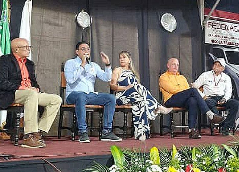 Plan tecnológico ganadero presentó a productores Sociedad de Agrónomos