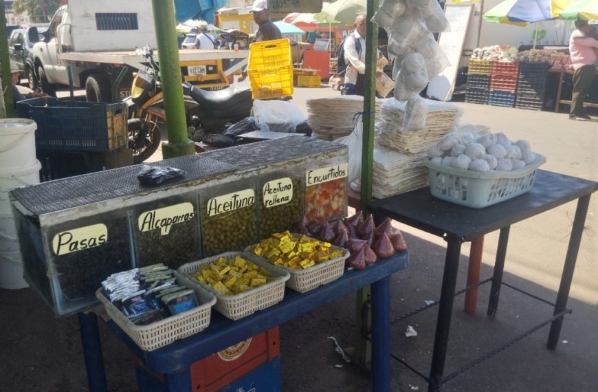 Bolivarenses entre la tradición y la realidad: hallacas con esfuerzo o ausencia en la mesa navideña