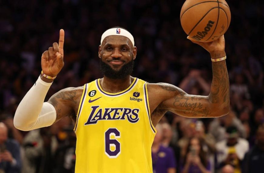 LeBron James alcanza los 60,000 minutos y deja una marca inalcanzable en el baloncesto