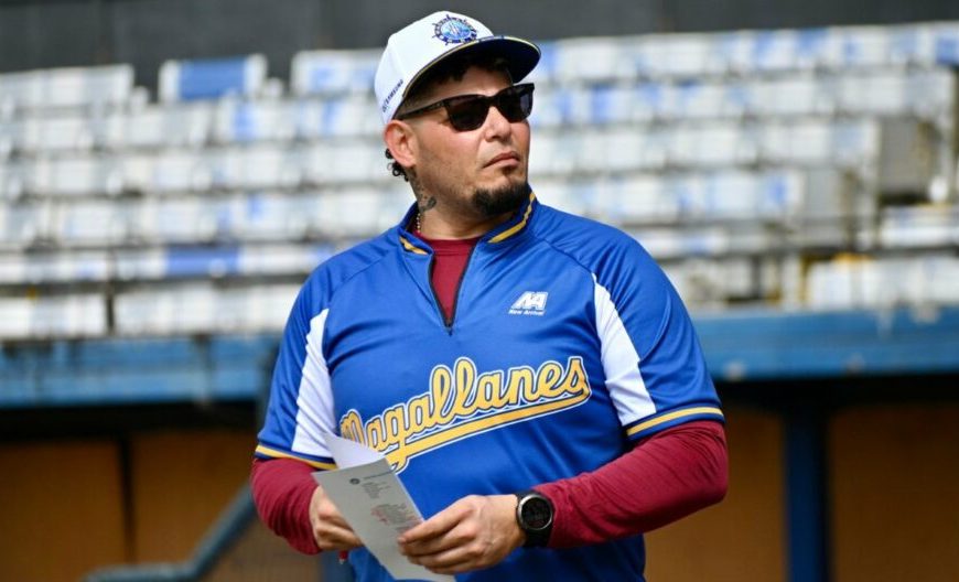 Yadier Molina se consagra como Mánager del Año en la LVBP