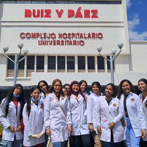 Bioanálisis UDO Bolívar realizó labor social en pediatría del Ruíz y Páez