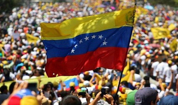 EL SILENCIO NO ES UNA OPCION «ABAJO CADENAS»