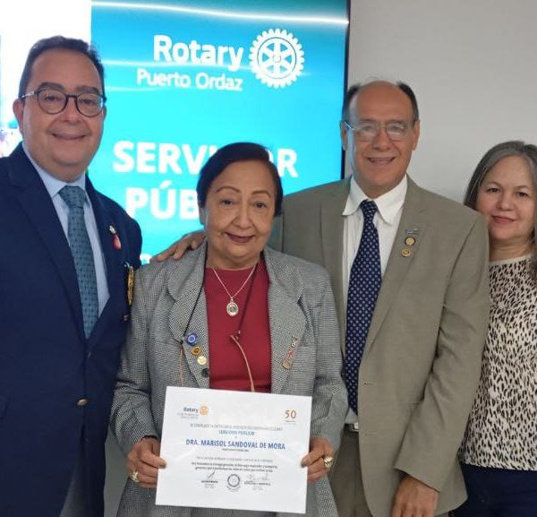 Rotary Angostura rinde homenaje a la Dra. Marisol Sandoval de Mora