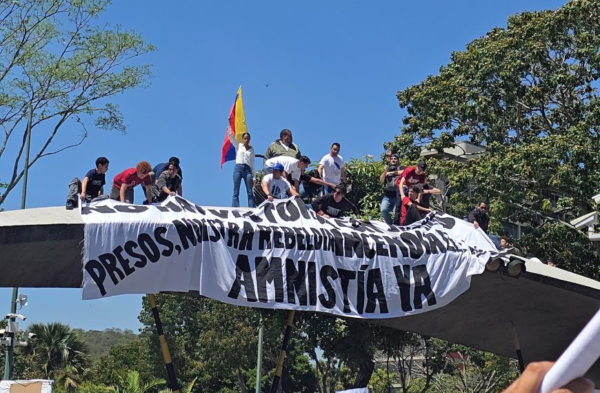 Movimiento estudiantil venezolano se declara en “movilización permanente” para vigilar la transición y exigir justicia sin impunidad