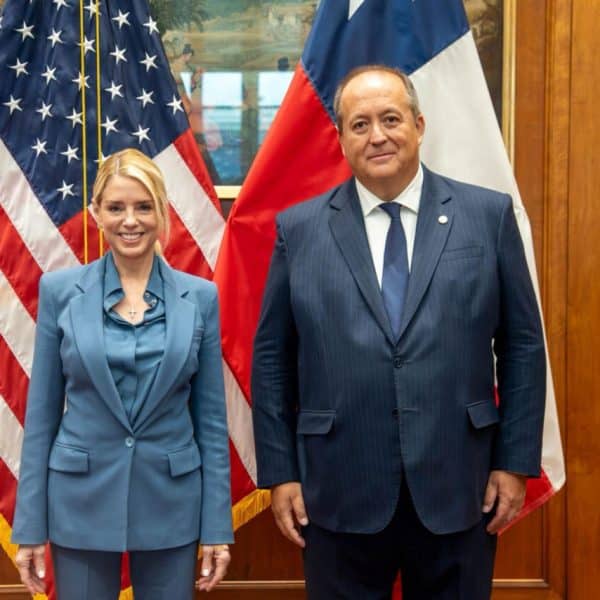 Fiscalía chilena pide a Estados Unidos interrogar a Maduro por el asesinato del exmilitar opositor Ronald Ojeda