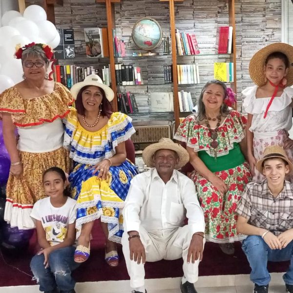 Buscadores de Libros y Fundación Paramu celebran en conjunto el Día Nacional del Joropo