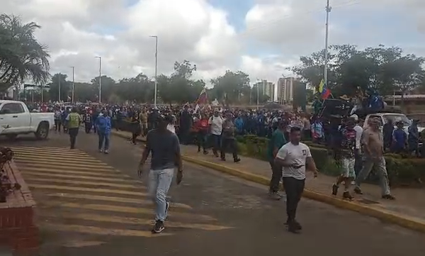 Trabajadores de Guayana toman las calles para rescatar la dignidad obrera frente al saqueo industrial