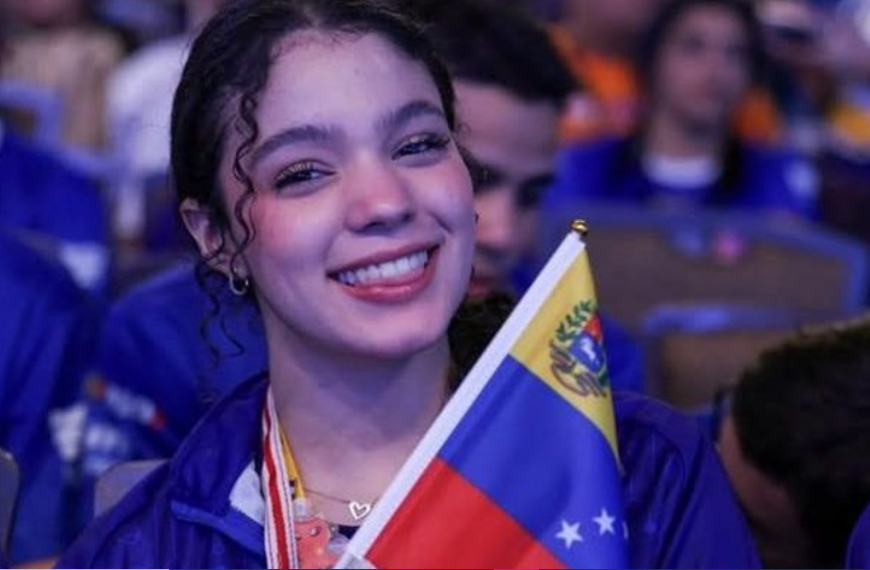 Venezolana Angelina Ferrer Romero gana el oro mundial en robótica