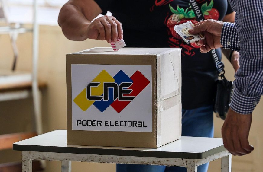 Encuesta: 80% de los consultados afirma que lo primero que se debe hacer para resolver la crisis es convocar elecciones presidenciales