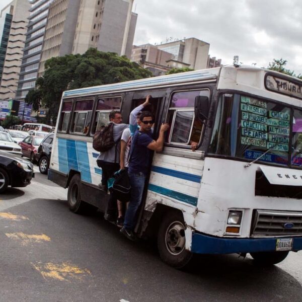 Pasaje en Venezuela se ubicará en 140 bolívares a partir del primero de junio