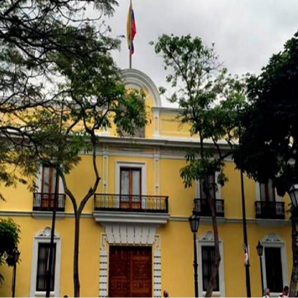 Venezuela tacha de «falsificación de la verdad» afirmaciones de Guyana sobre el Esequibo