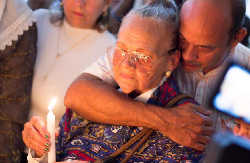 Muere de dolor Carmen Navas, víctima del desgaste físico y el cinismo institucional