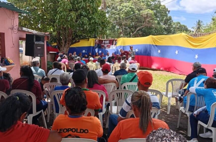 Parroquia José Antonio Páez se declara «resteada» con María Corina Machado tras  juramentación ciudadana