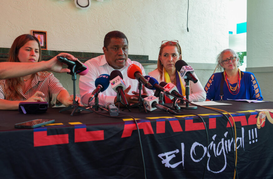 Exilio venezolano pide a Trump revisar relación con el gobierno de Delcy por su manejo de la tragedia